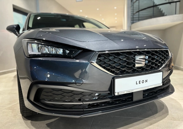 Seat Leon cena 125593 przebieg: 1, rok produkcji 2023 z Chociwel małe 379